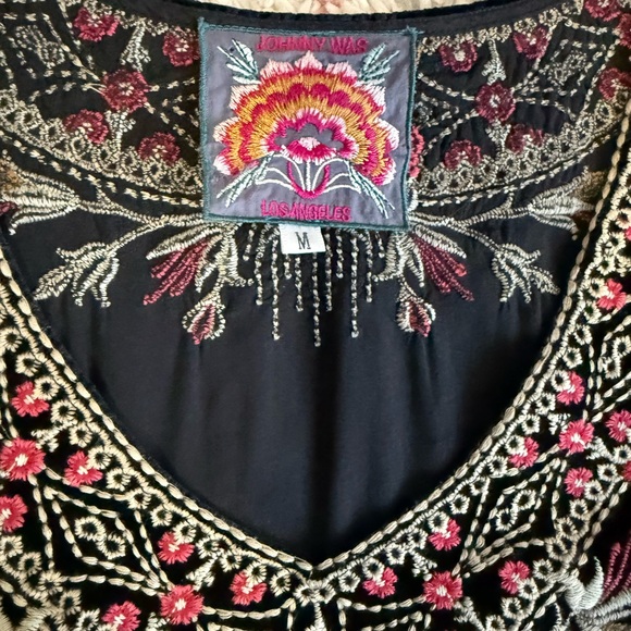 Johnny Was medium Black Velvet Cap Sleeve Embroidered V-Neck Boho Blouse Top - Picture 6 of 6